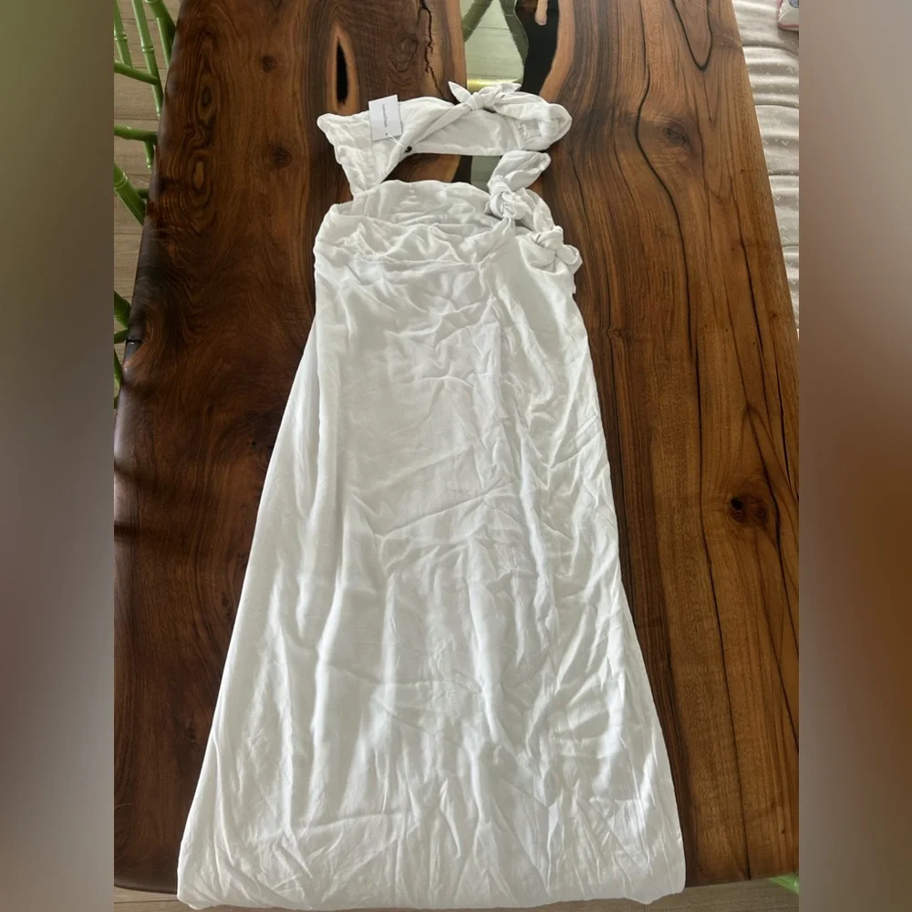 Lovers and Friends Forget Me Knot Midi Dress - Picture 2 of 4